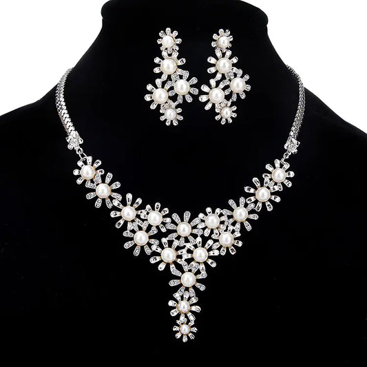 Luxury Floral Pearl and Rhinestone Short Necklace Set