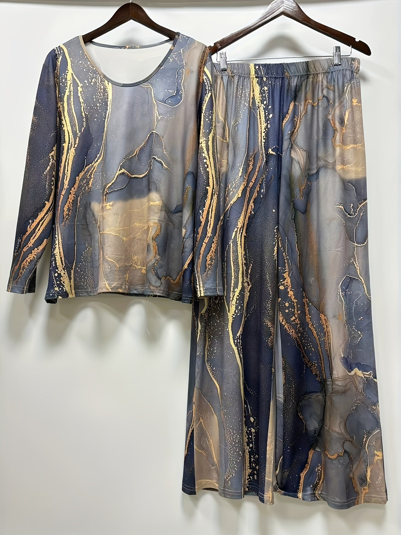 Plus Size Marble Print Long Sleeve Set