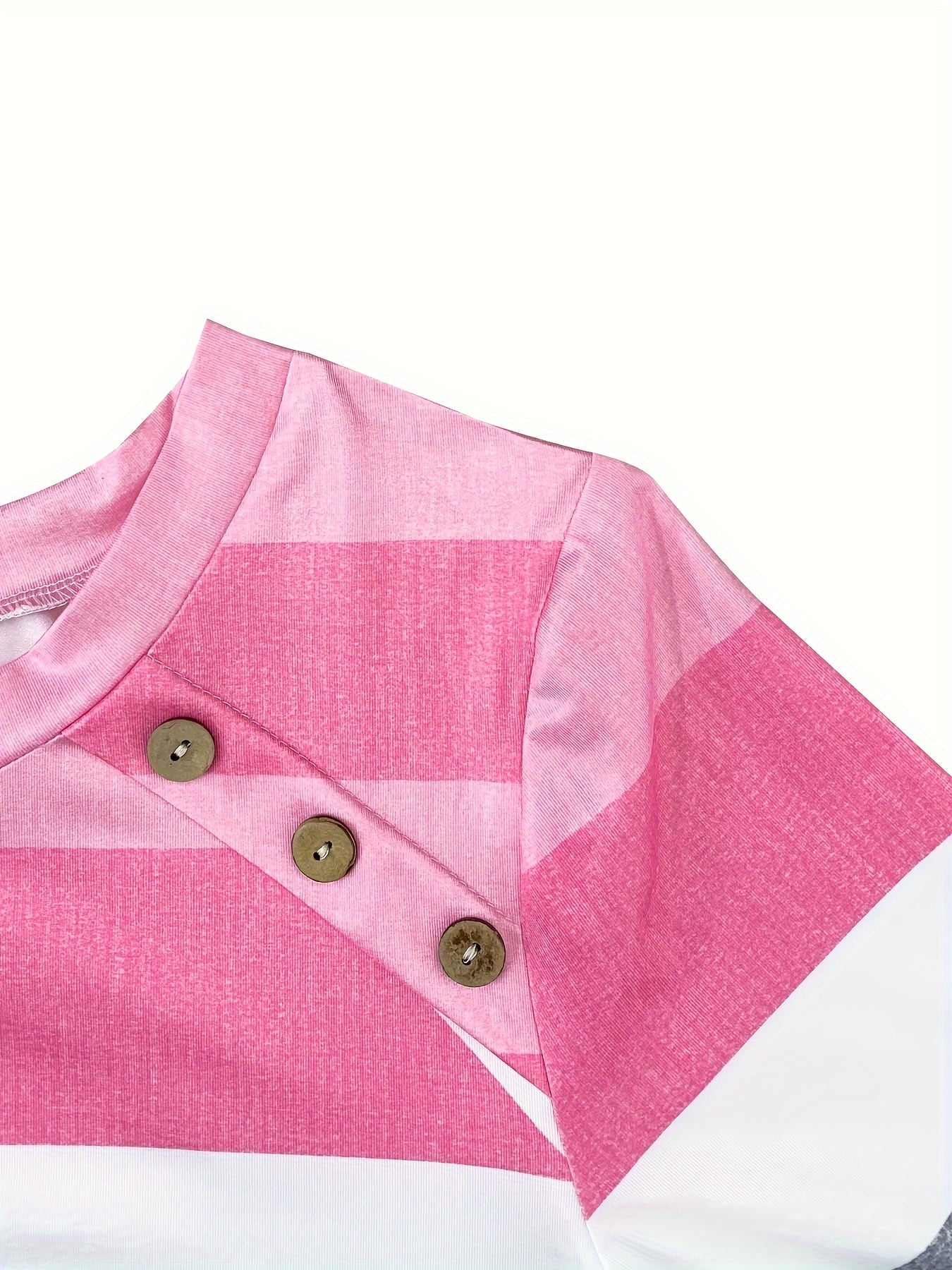 Chic Striped Round Neck T-shirt for Cozy Wear