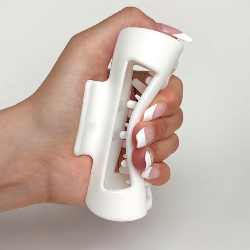 Food-Grade Silicone Hair Clip for Women, Shark Clip Accessories, Soft and Anti-Collision, Protects the Back of the Head, Hair Styling Tool