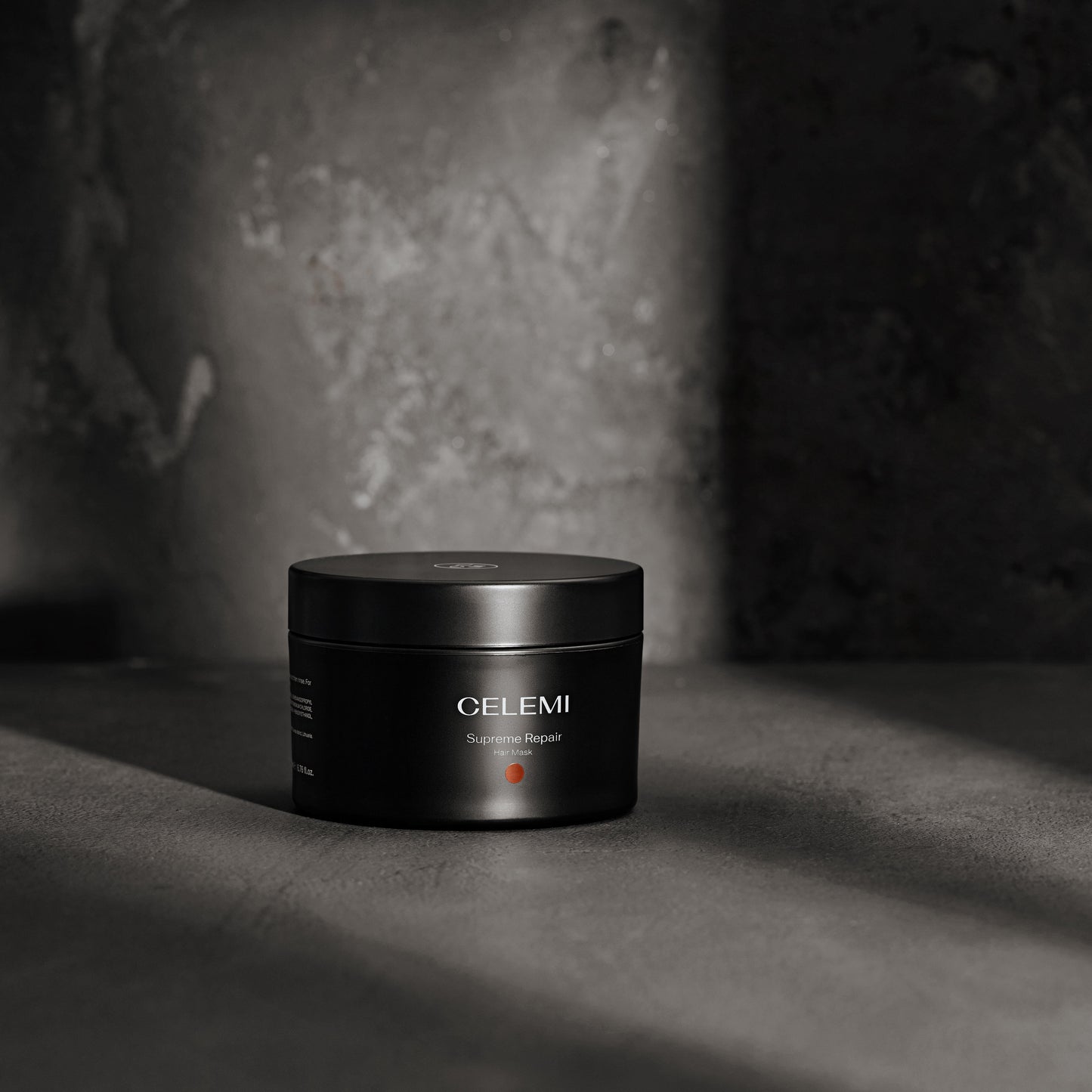 CLM Restorative hair mask with hydrolyzed keratin and avocado oil Supreme Repair