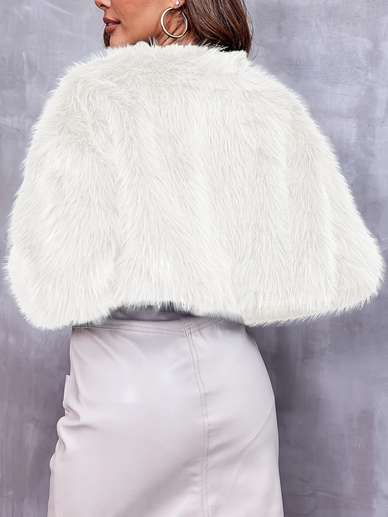 Elegant Faux Fur Cropped Jacket