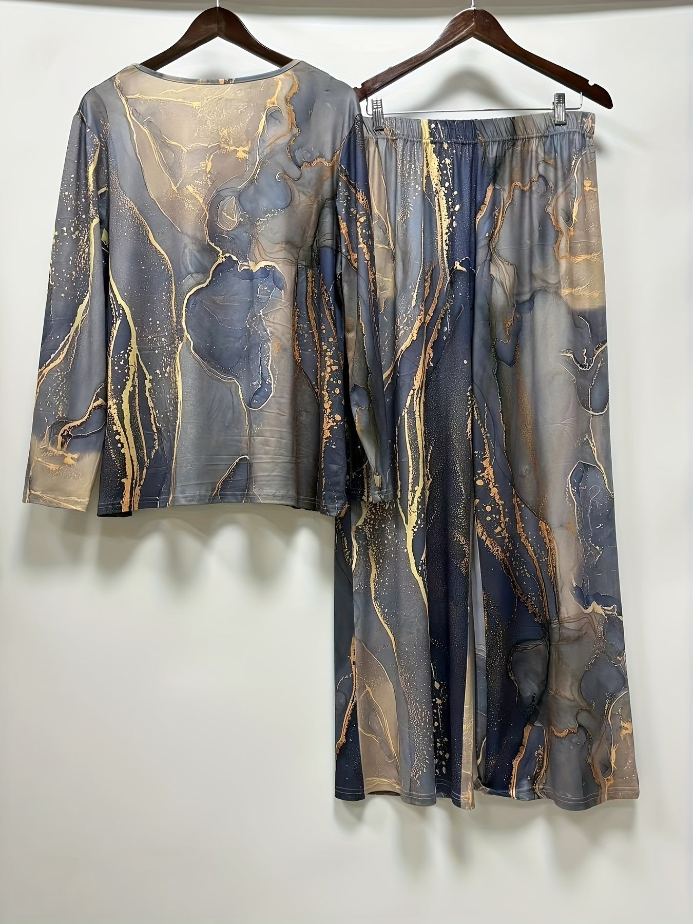 Plus Size Marble Print Long Sleeve Set