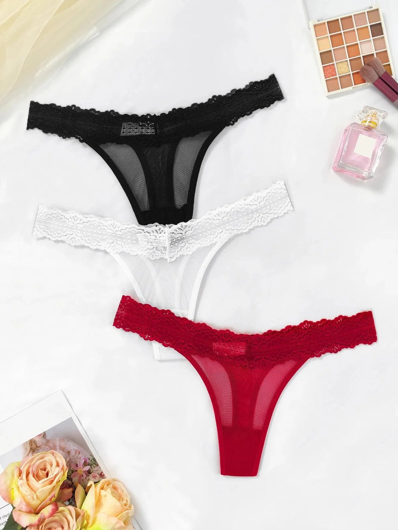 Floral Lace G-String Set - 3 Breathable Thongs for Confident Women in Vibrant Colors