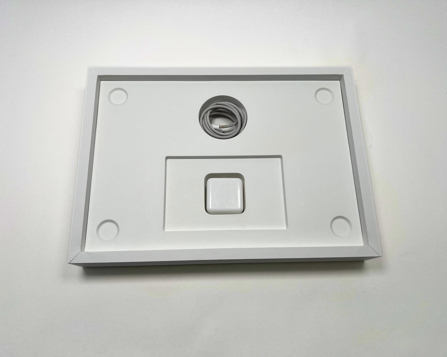 MacBook Air (2024) 15-inch – Apple M3 • 10-Core GPU – 8GB RAM 256GB SSD – 58 Cycles • 100% BH