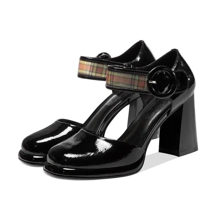 Women's Fashion Thick Heels with Hollow Round Toe