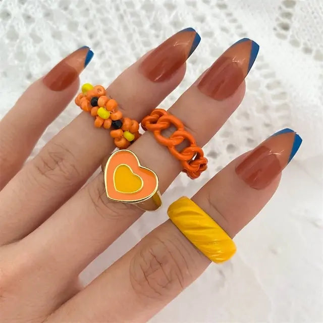 Vintage Embrace Hands Rings Set