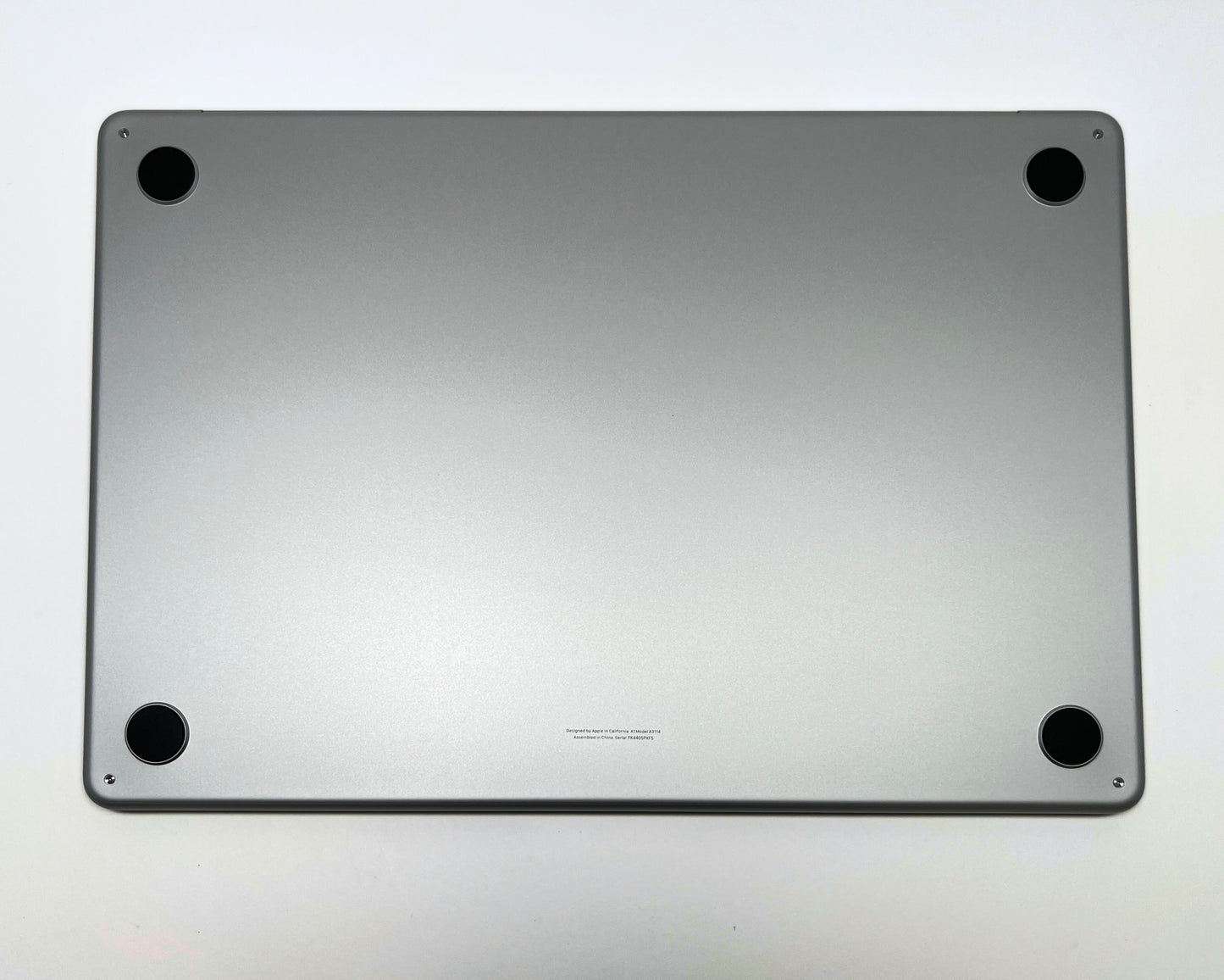 MacBook Air (2024) 15-inch – Apple M3 • 10-Core GPU – 8GB RAM 256GB SSD – 58 Cycles • 100% BH