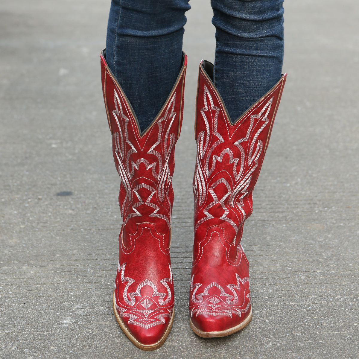 Mid Calf Women's V-cut Embroidery Western Cowgirl Boots
