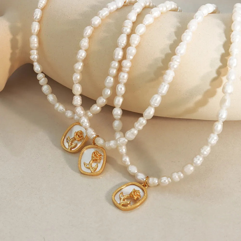 French Baroque freshwater pearl chain oval plate inlaid with zircon colored shell relief flower necklace