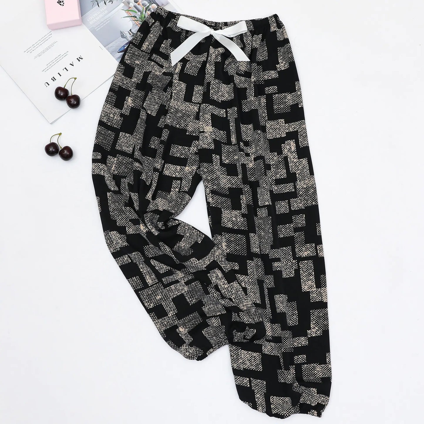 Summer Women's Ice Silk Loose Lantern Pants (Plus Size)