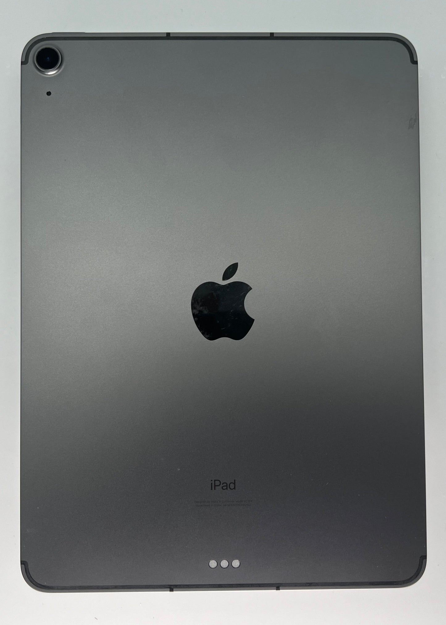 iPad Air 4th Gen (2020) 10.9‑inch Retina – Apple A14 Bionic • WiFi + Cellular - 256GB Storage