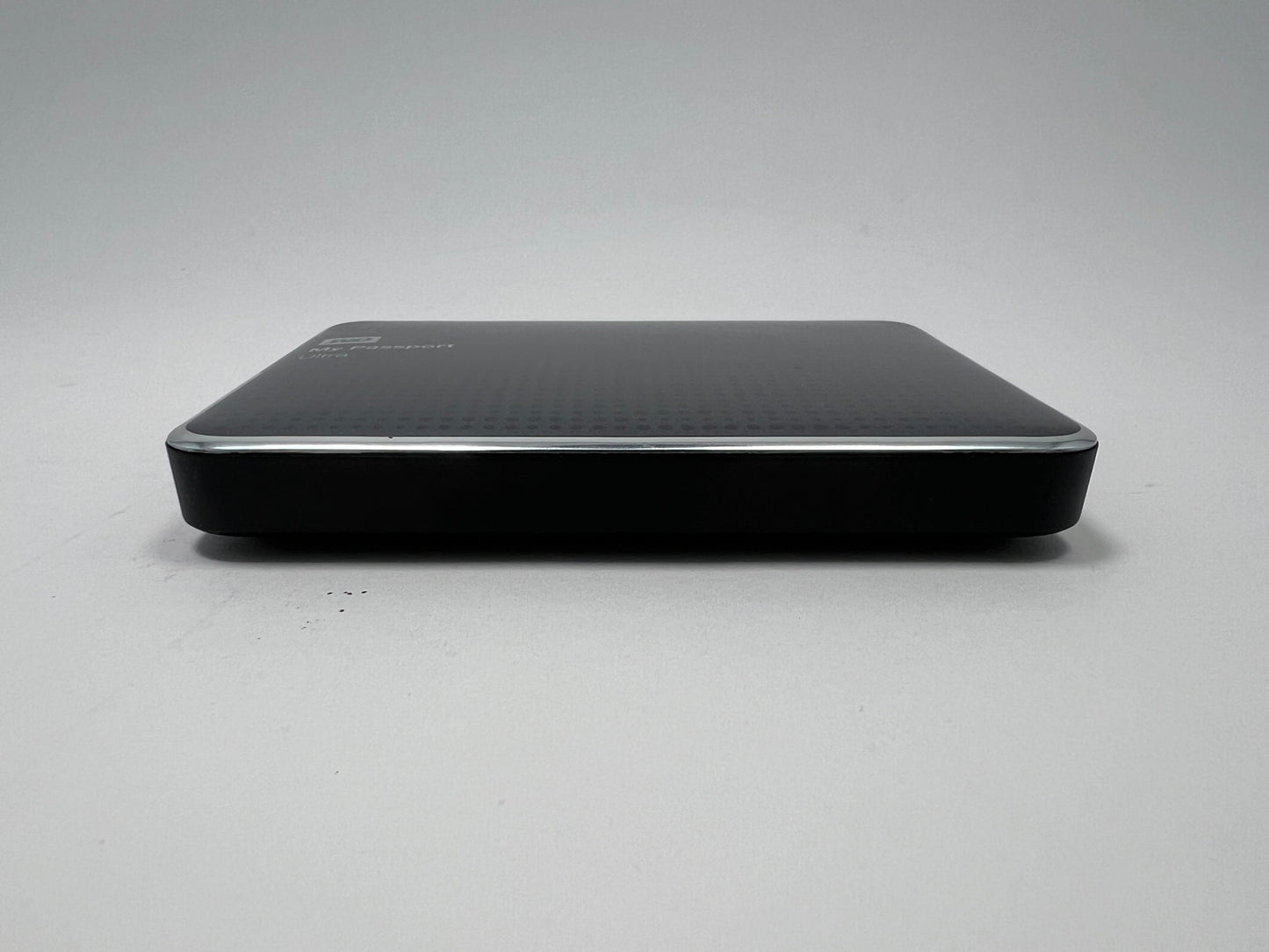 WD Passport Ultra HDD – 1TB Gray - Portable Hardrive