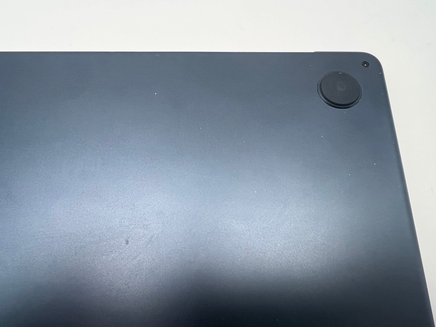 MacBook Air (2022) 13-inch – Apple M2 10-Core GPU – 16GB RAM 512GB SSD | Midnight