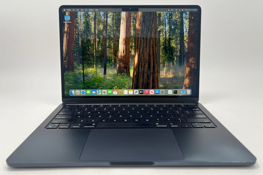 MacBook Air (2022) 13-inch – Apple M2 10-Core GPU – 16GB RAM 512GB SSD | Midnight