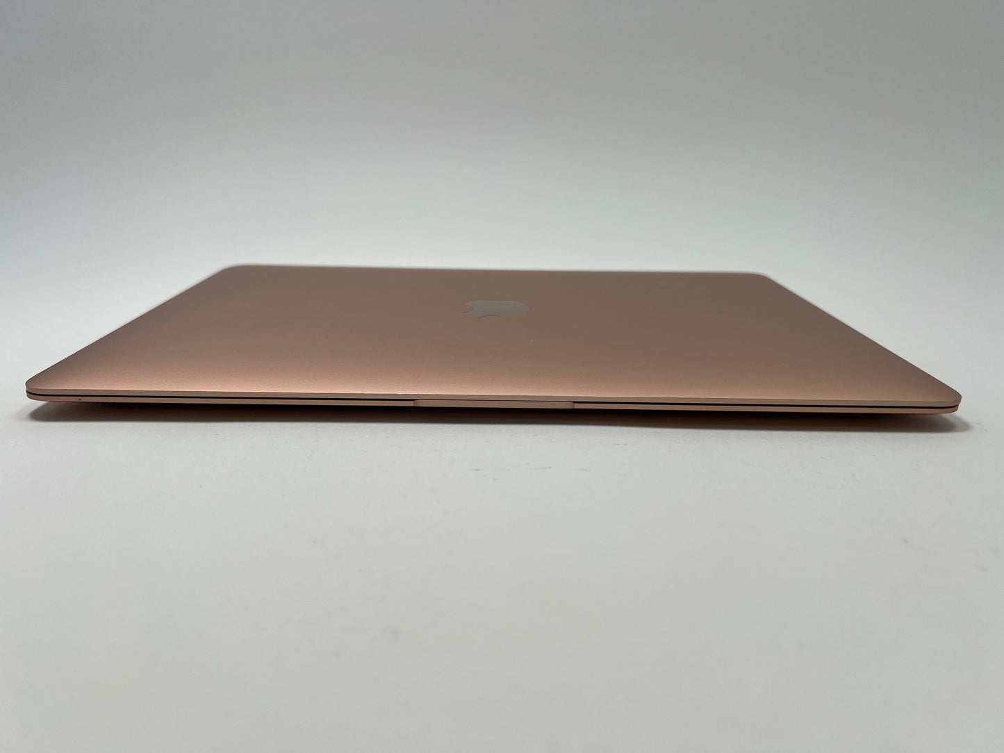 MacBook Air (2020) 13-inch – Intel Core i3 1.1GHz – 8GB RAM 256GB SSD