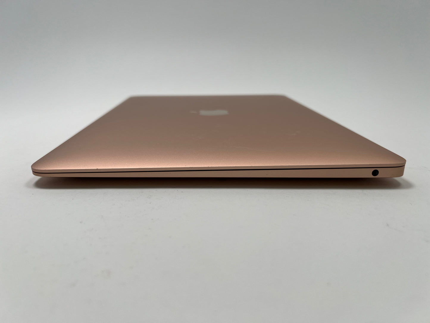 MacBook Air (2020) 13-inch – Intel Core i3 1.1GHz – 8GB RAM 256GB SSD