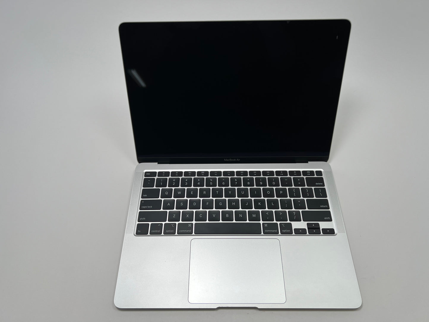 MacBook Air (2020) 13-inch – Intel Core i5 1.1GHz – 8GB RAM 256GB SSD