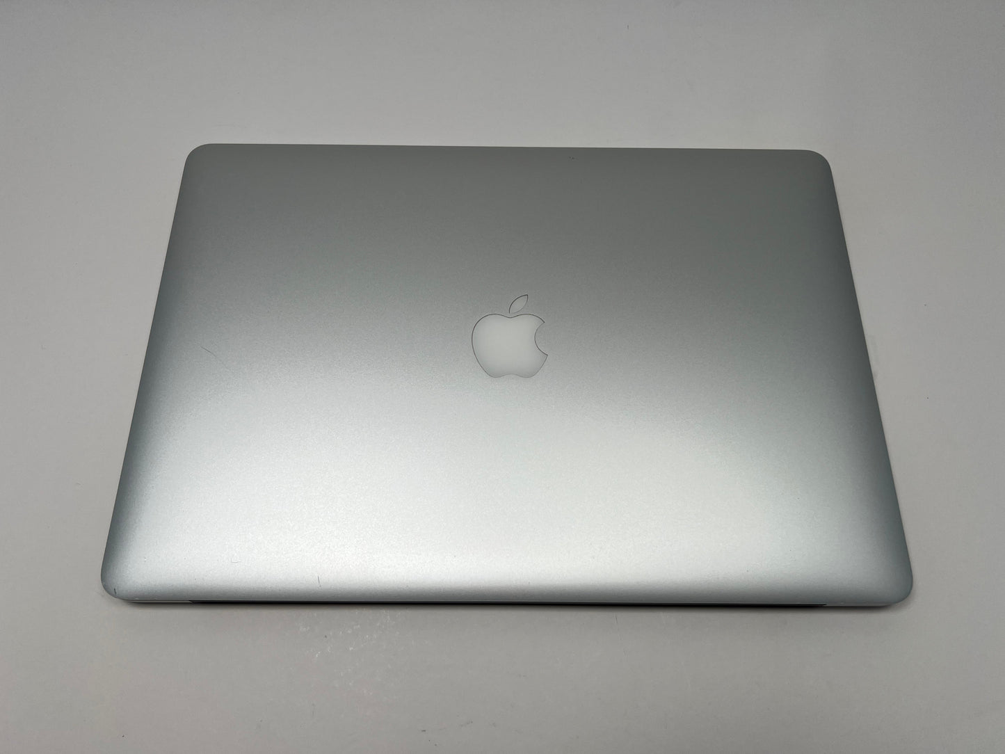 MacBook Pro (2014) 15-inch – Intel Core i7 2.5GHz – 16GB RAM 512GB SSD – NVIDIA GeForce GT 750M