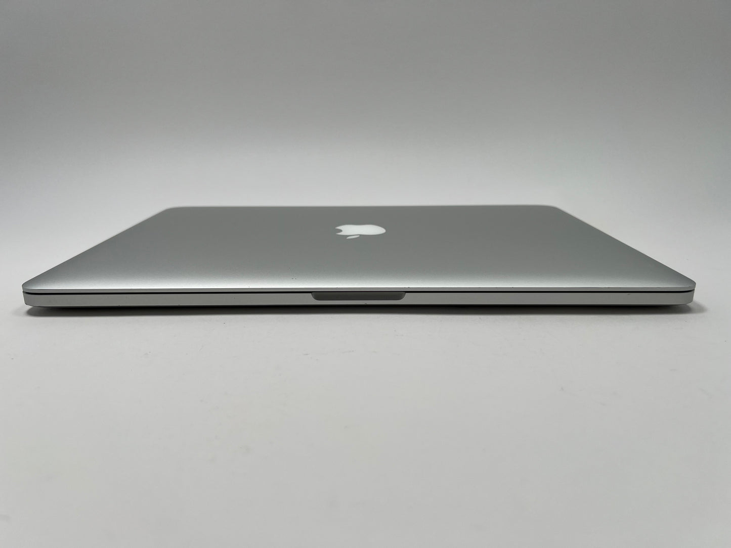 MacBook Pro (2014) 15-inch – Intel Core i7 2.5GHz – 16GB RAM 512GB SSD – NVIDIA GeForce GT 750M