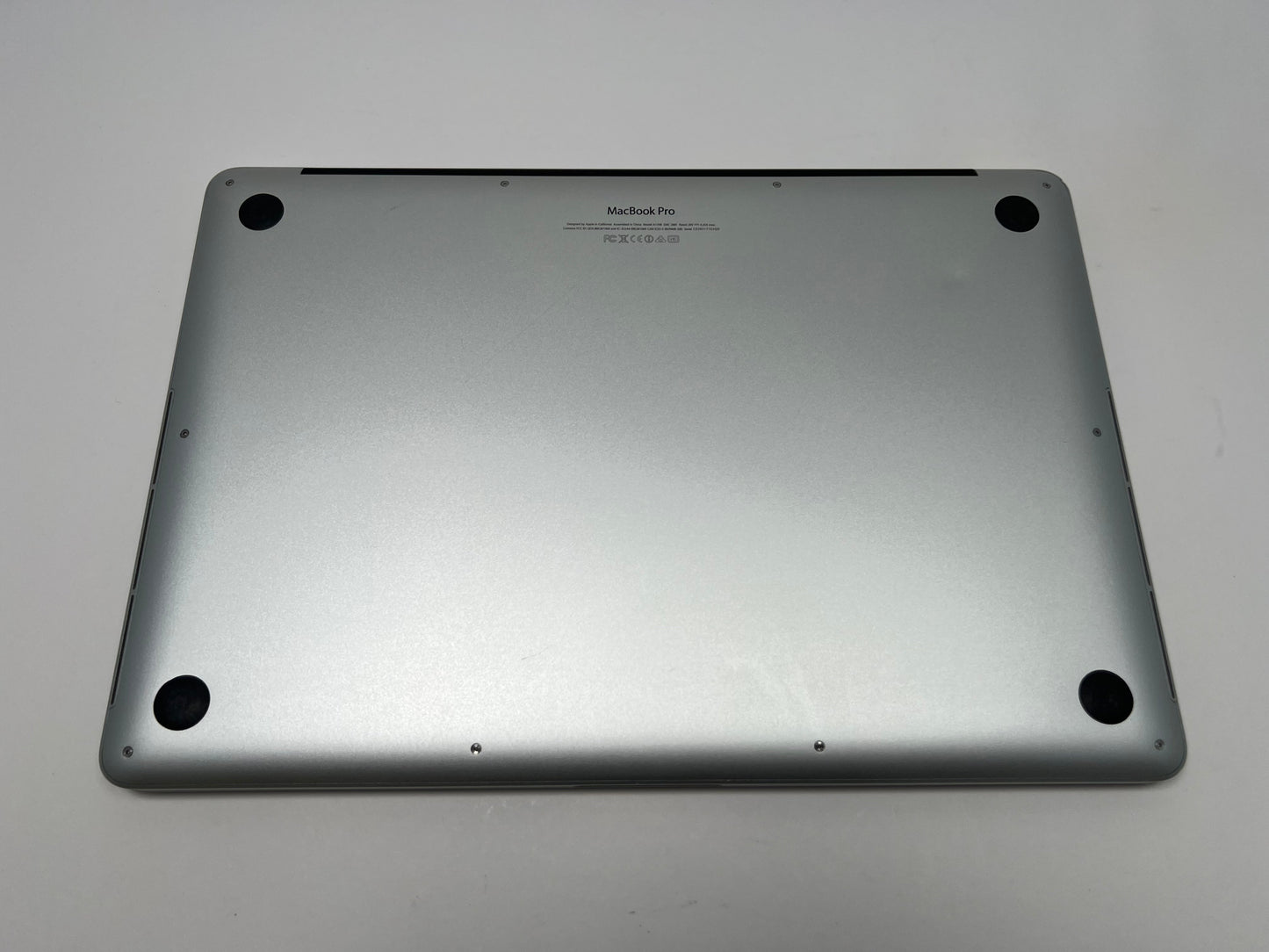 MacBook Pro (2014) 15-inch – Intel Core i7 2.5GHz – 16GB RAM 512GB SSD – NVIDIA GeForce GT 750M