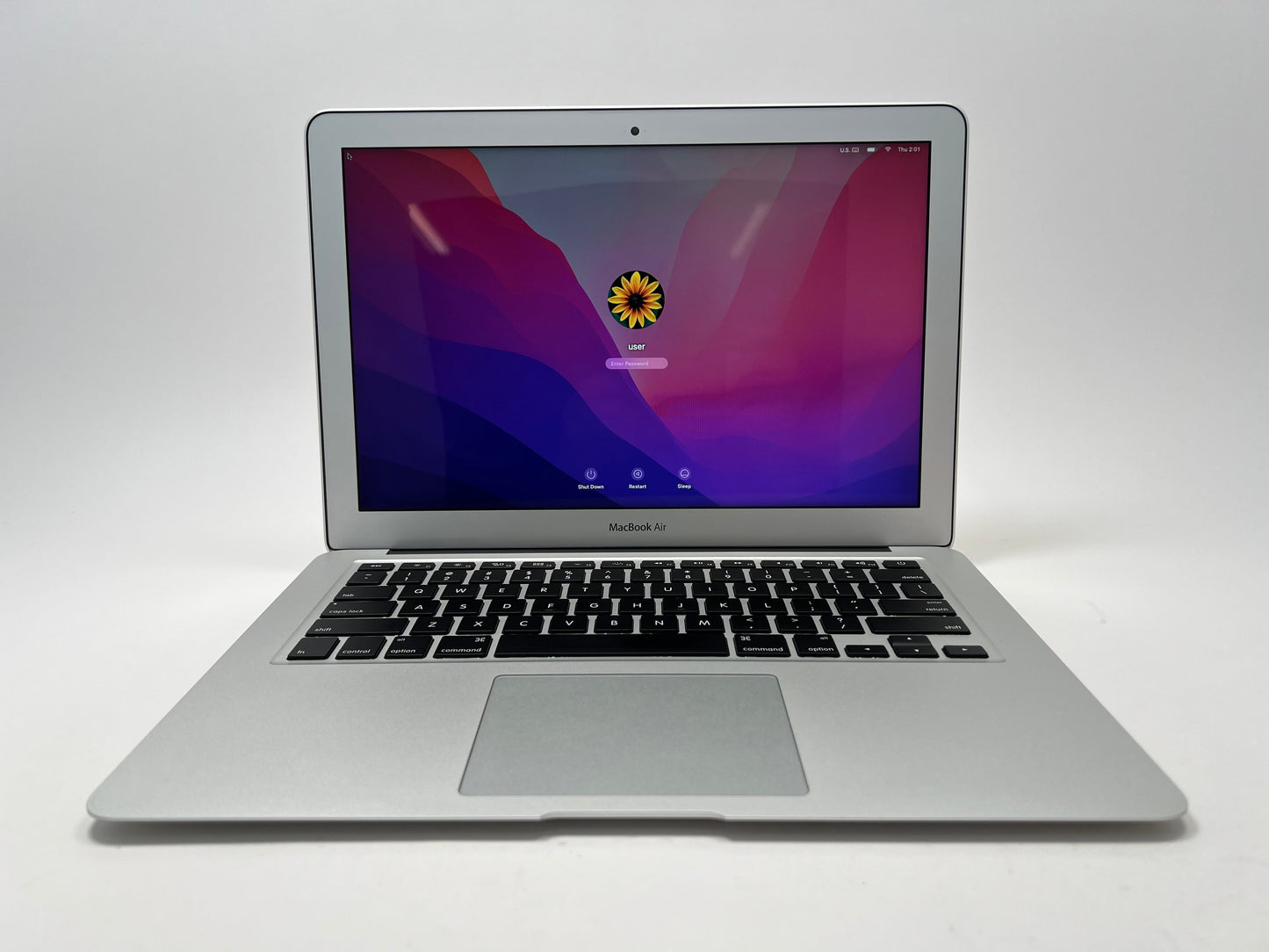 MacBook Air (2015) 13-inch – Intel Core i7 2.2GHz – 8GB RAM 512GB SSD • 60 Battery Cycles