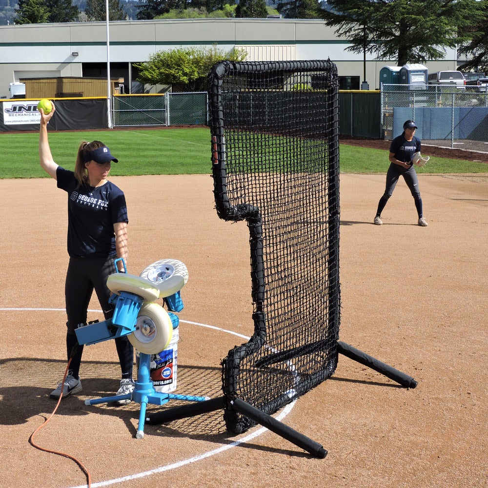 JUGS SP3™ Softball Pitching Machine
