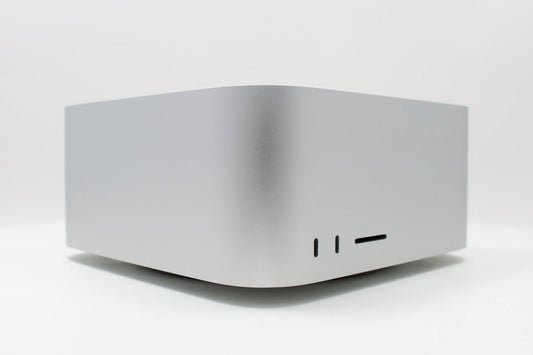 Mac Studio (2022) – Apple M1 Max 3.2GHz • 32-Core GPU – 64GB RAM 2TB SSD