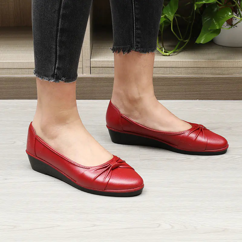 Low-top PVC Plain Faux Leather Shoes