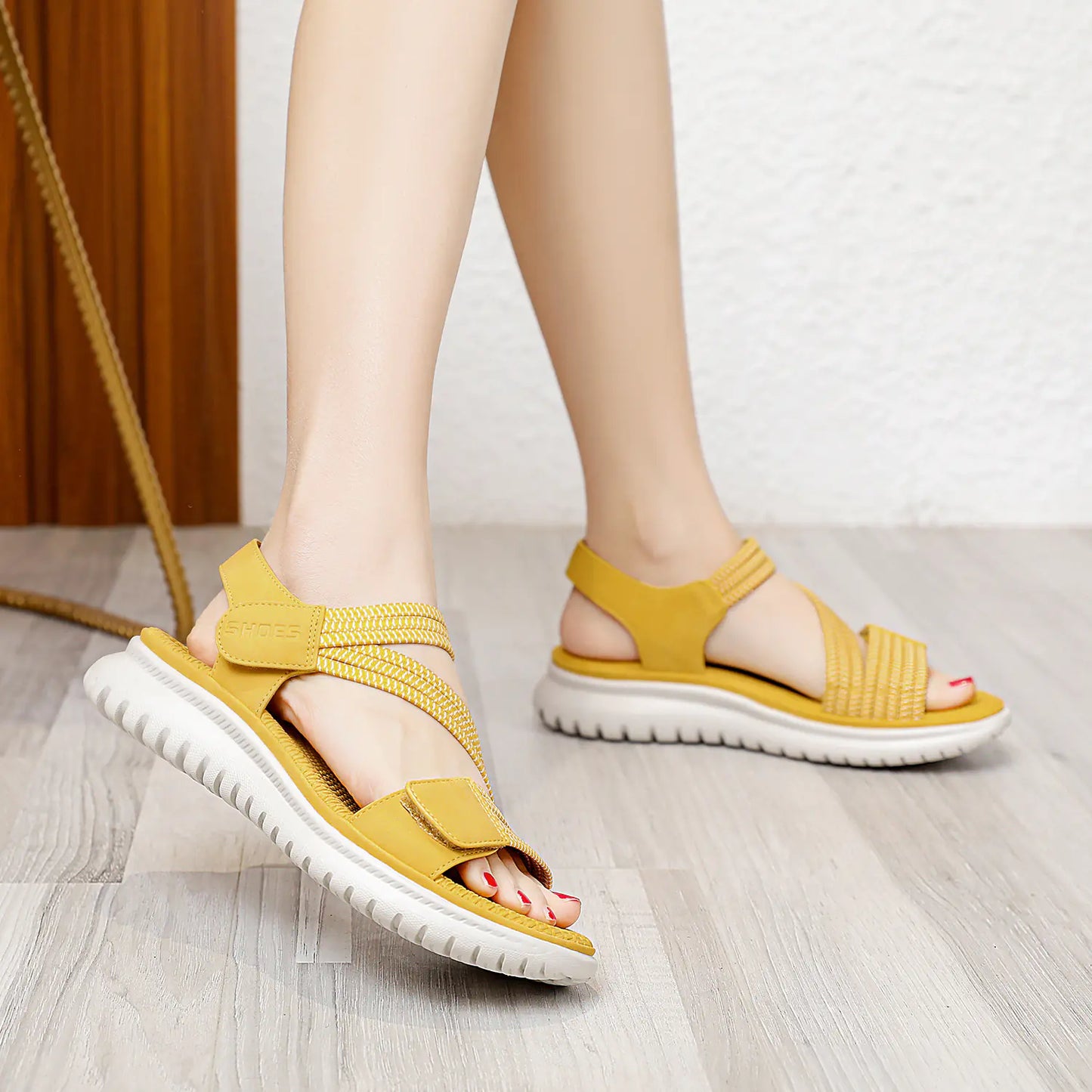 Lightweight Sporty Wedge Heel Women's Sandals