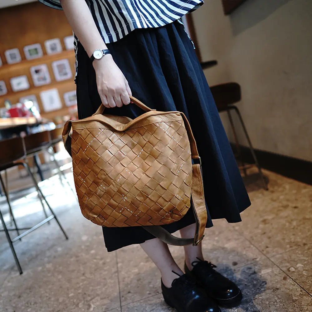 Elegant Retro Luxury Handbag in First Layer Cowhide