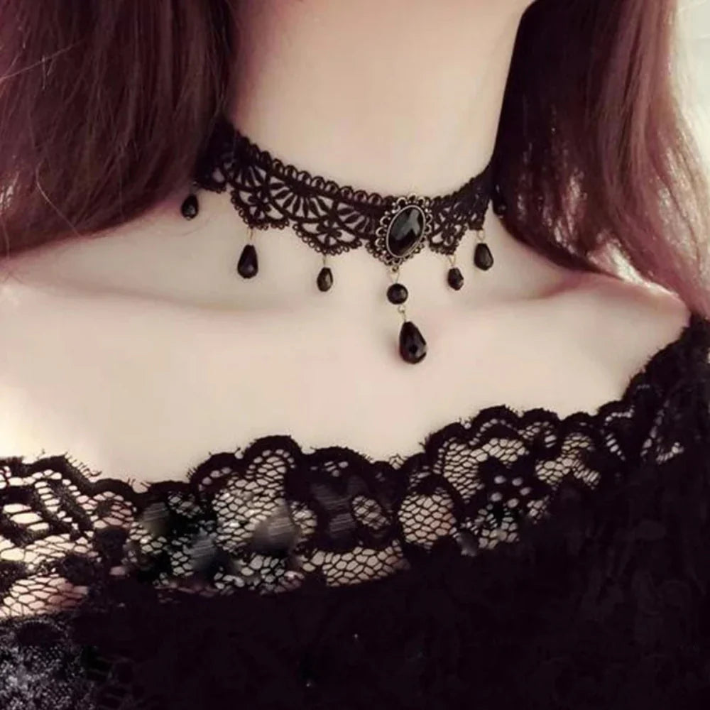Gothic Vintage Chocker Necklace