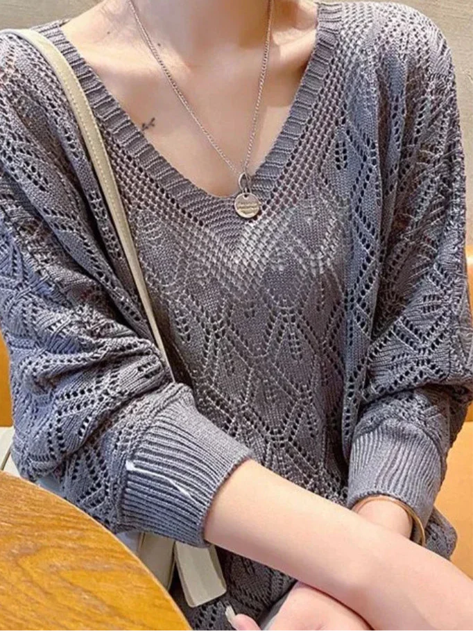 V-neck Crochet Hollow Knit Loose Bat Long Sleeve Sweater