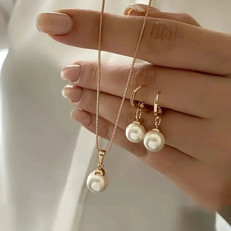 Round Pearl Jewelry Set Of Earring Pendant Necklace