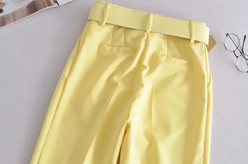 Fashionable Elegant High-Waisted Carrot Pants