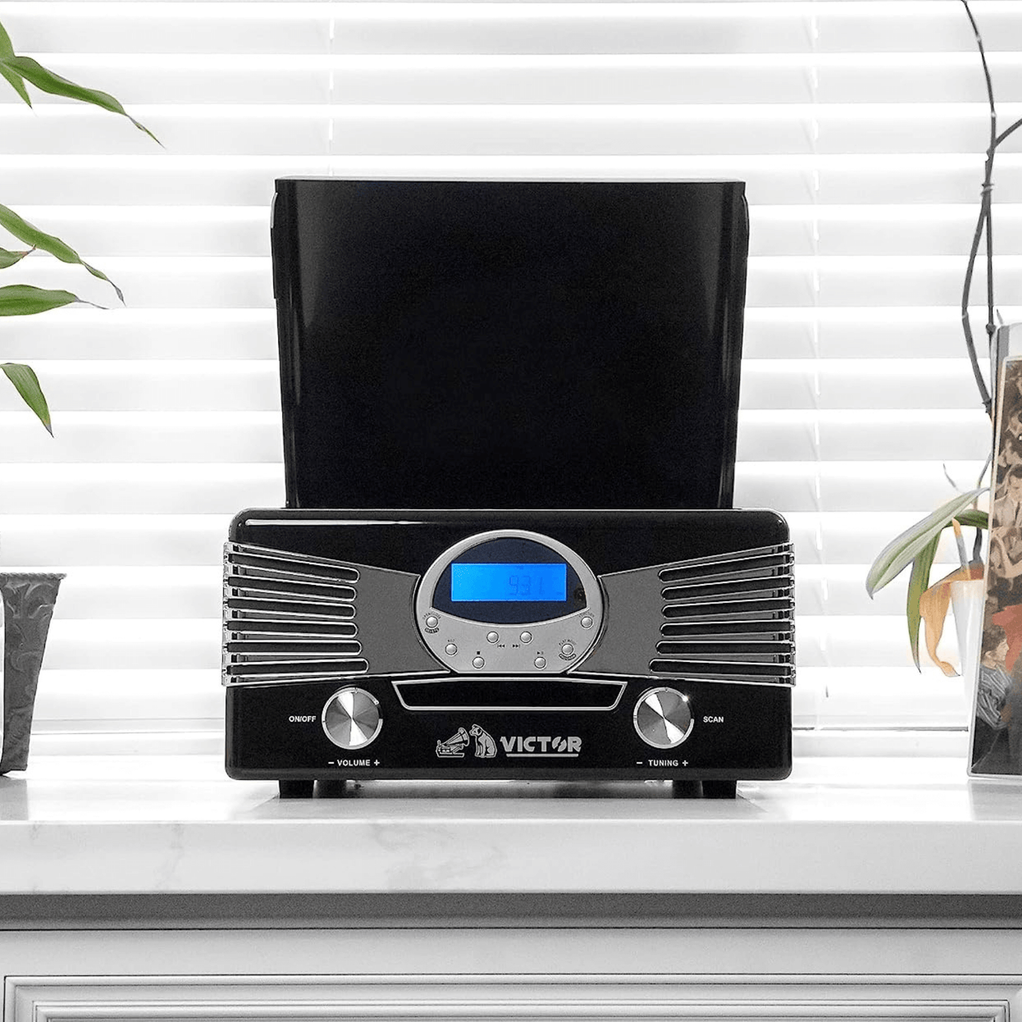 Victor Diner 7-in-1 Turntable Music Center with CD & MP3 Player and Bluetooth Function