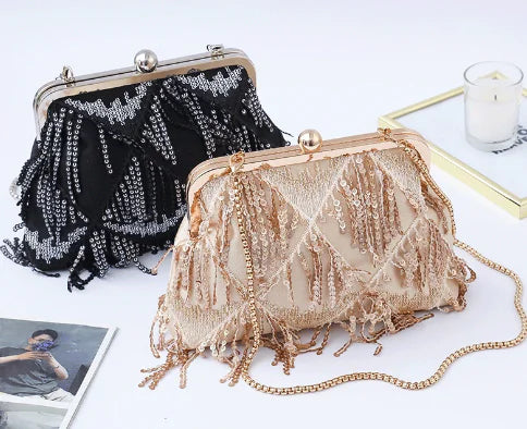 Fashionable Women's Chain Shoulder Bag with Tassels