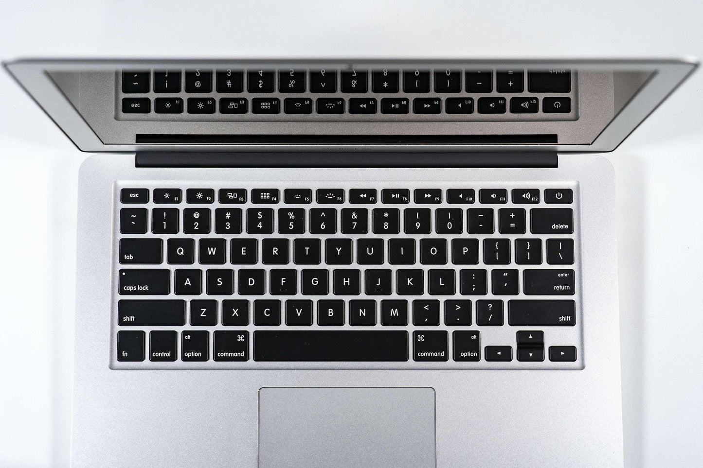 MacBook Air (2012) 13-inch – Intel Core i7 2.0GHz – Model A1466