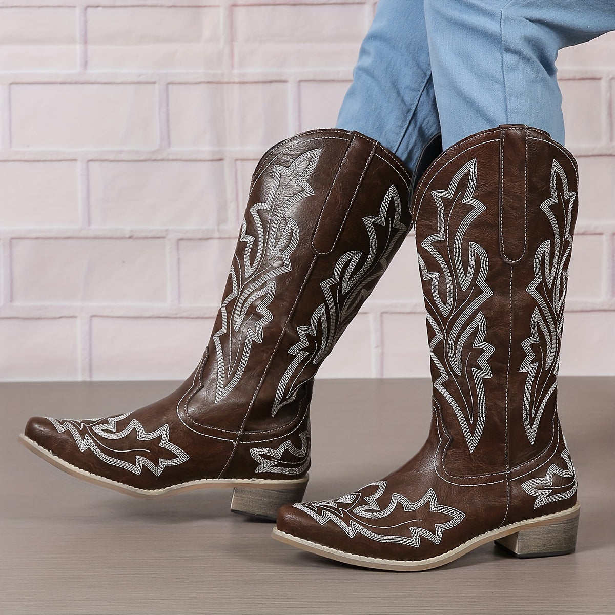 Mid Calf Women's V-cut Embroidery Western Cowgirl Boots
