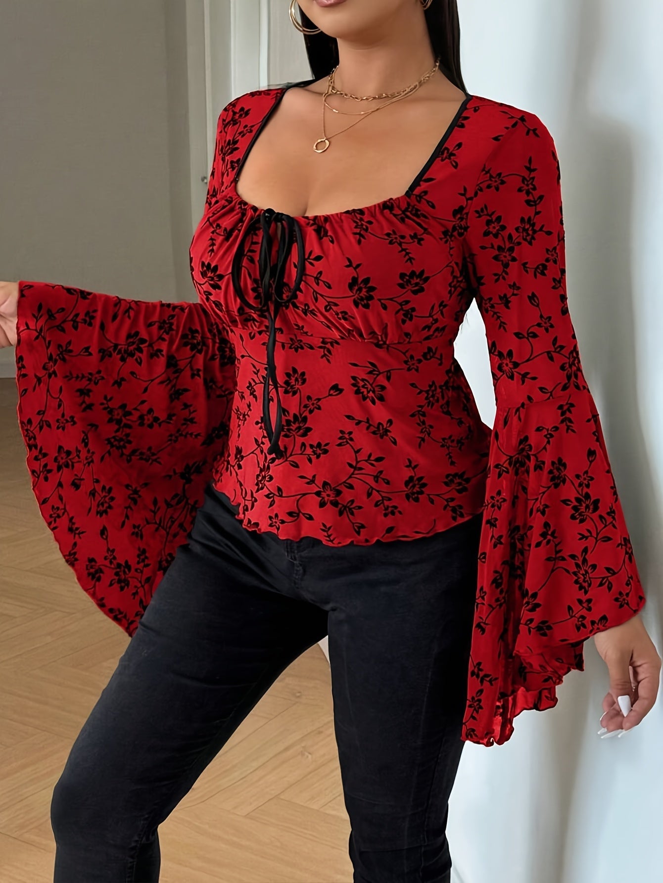 Chic Red Floral Plus Size Top Puffed Sleeves Bows