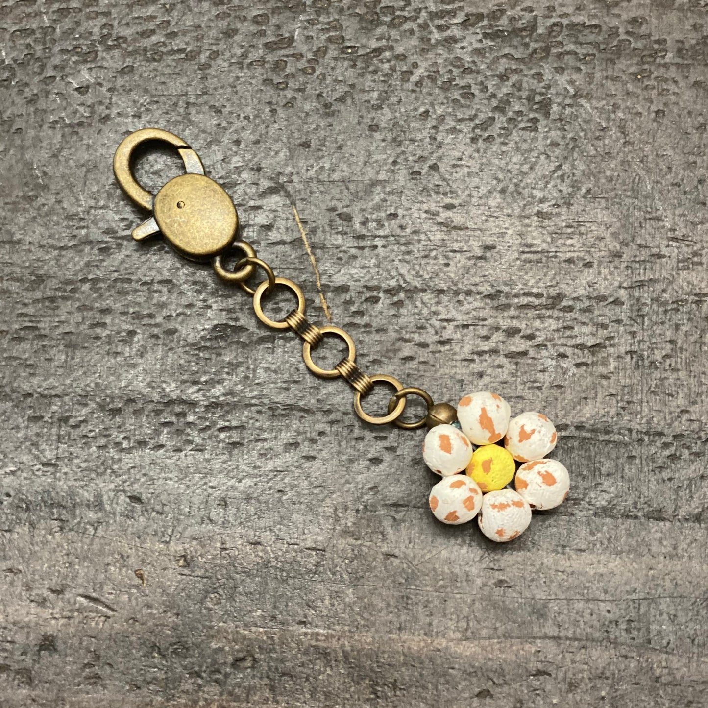Ceramic Daisy Keychain