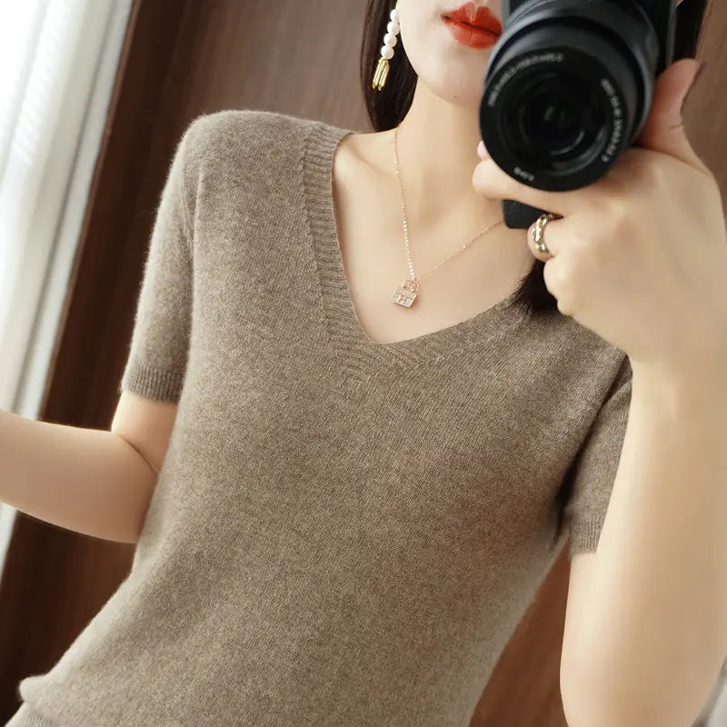 Women's V-Neck Short Sleeve Knit Sweater
