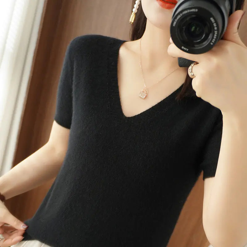 Women's V-Neck Short Sleeve Knit Sweater