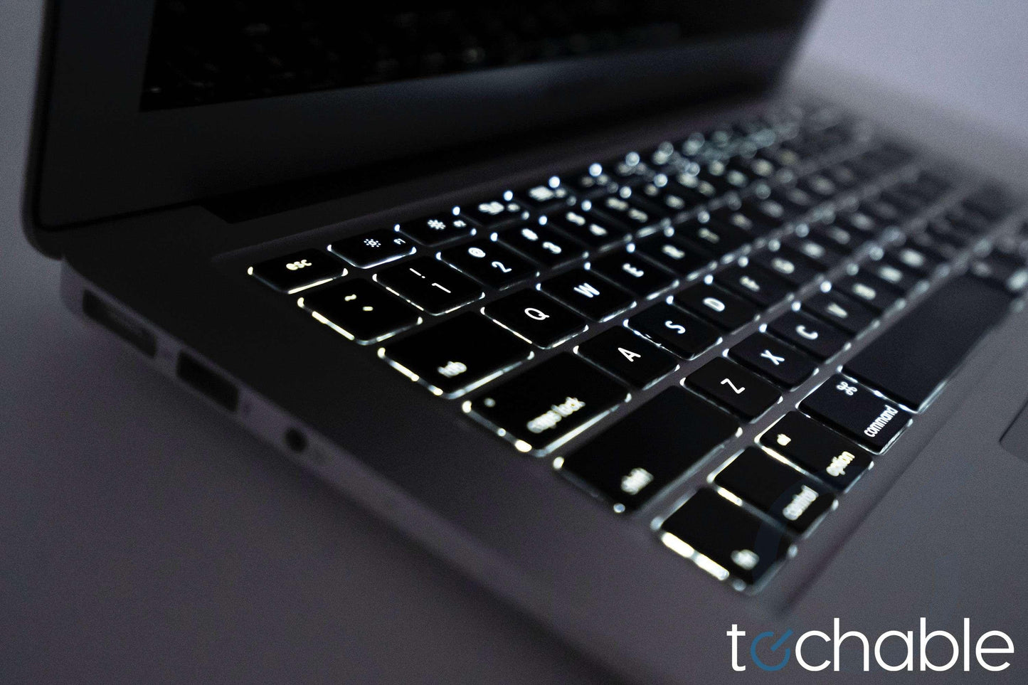 MacBook Air (2014) 13-inch – Intel Core i5 1.4GHz – 4GB RAM