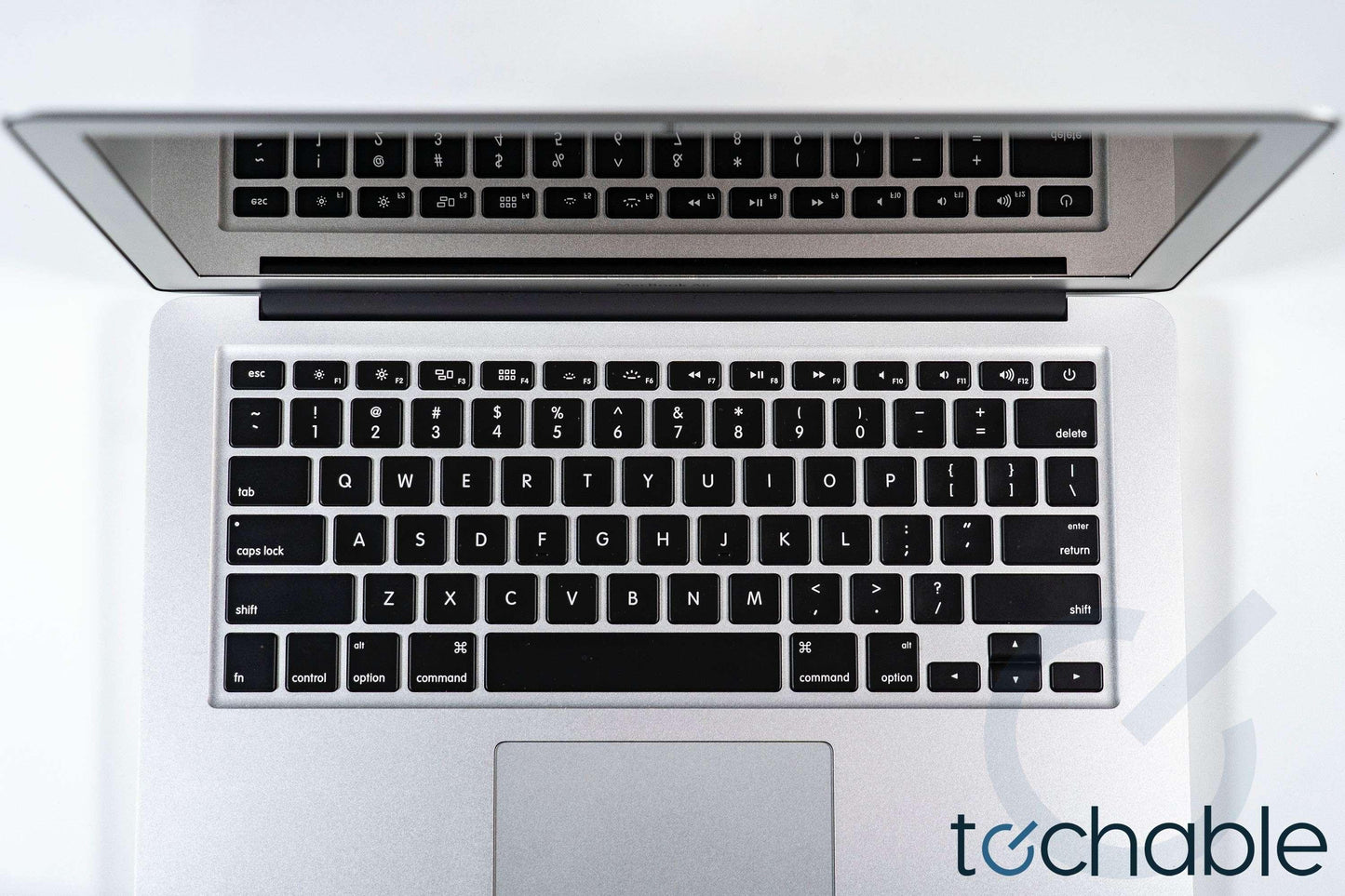 MacBook Air (2014) 13-inch – Intel Core i5 1.4GHz – 4GB RAM